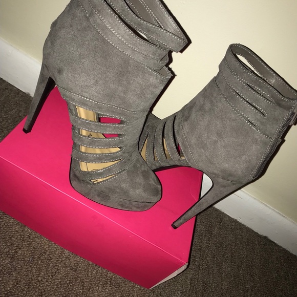 Military green booties - Picture 2 of 5